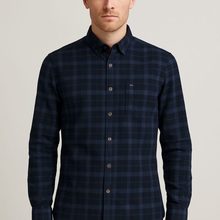 Men Regular Fit Spread Collar Casual Shirts